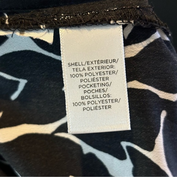 LOFT Black White Leaf Print Long Tab Sleeve Tie Waist Romper 2 Petite - Picture 14 of 15